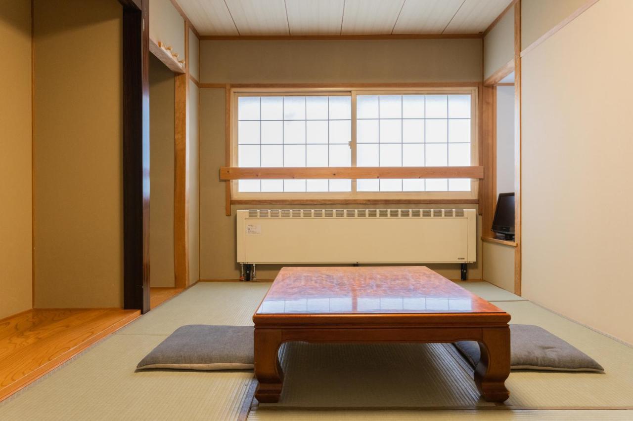 Shiga Kogen Olympic Hotel Яманути Экстерьер фото