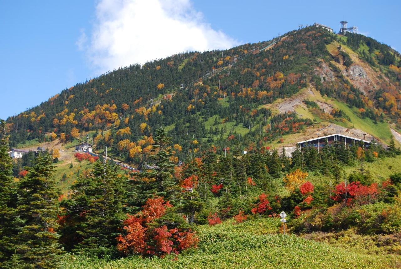 Shiga Kogen Olympic Hotel Яманути Экстерьер фото