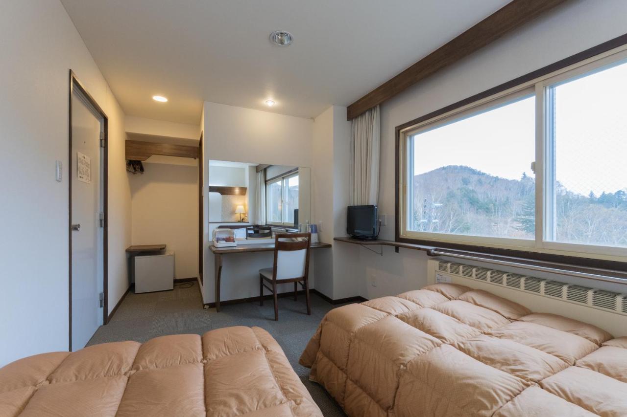 Shiga Kogen Olympic Hotel Яманути Экстерьер фото