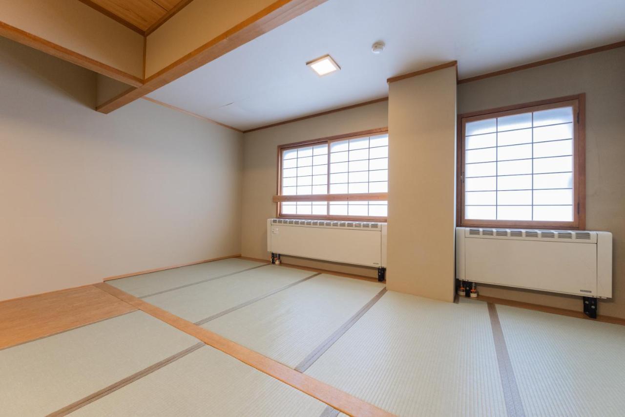 Shiga Kogen Olympic Hotel Яманути Экстерьер фото
