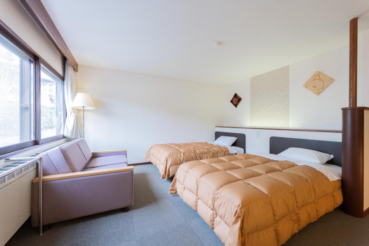 Shiga Kogen Olympic Hotel Яманути Экстерьер фото