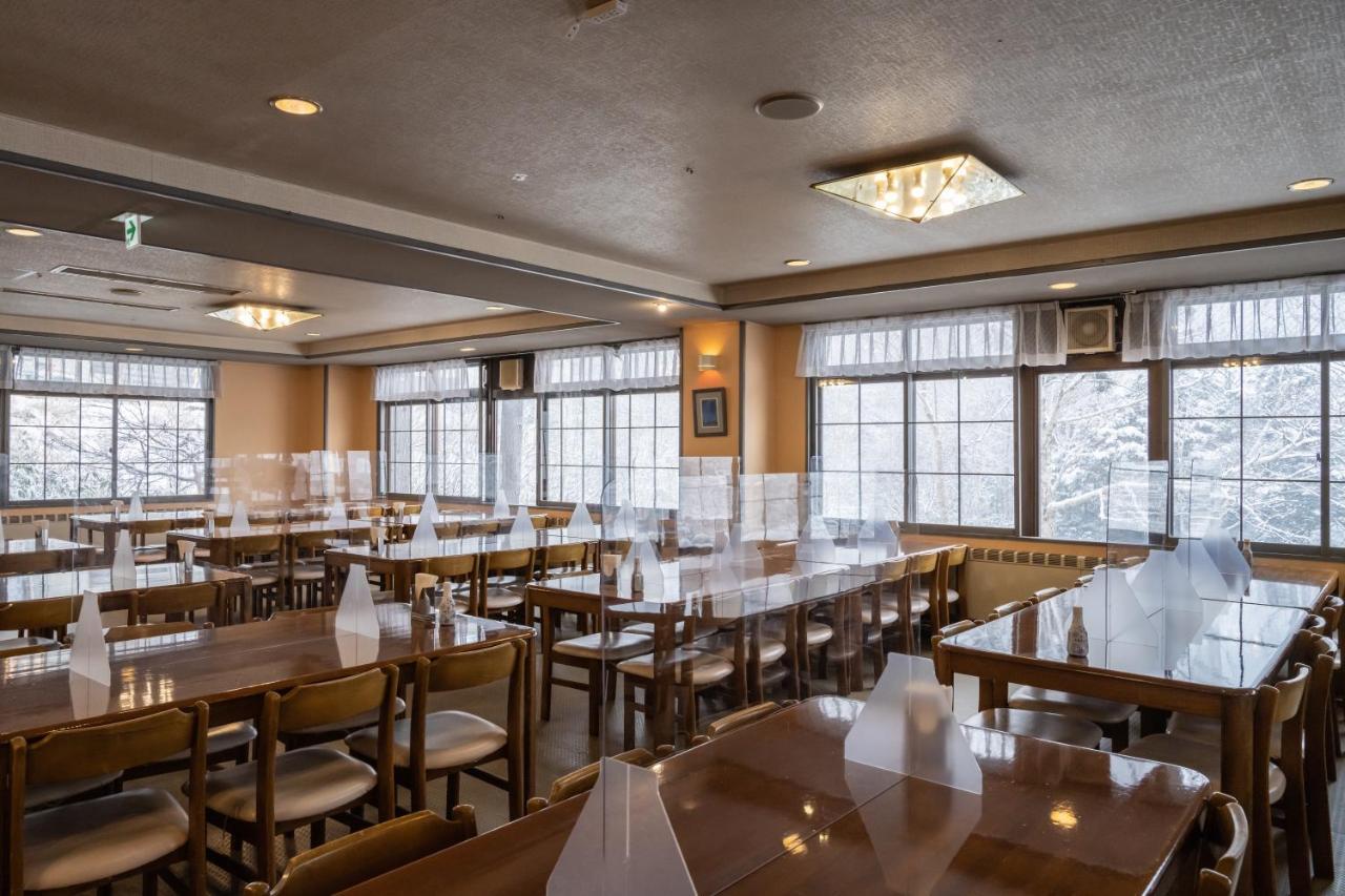Shiga Kogen Olympic Hotel Яманути Экстерьер фото
